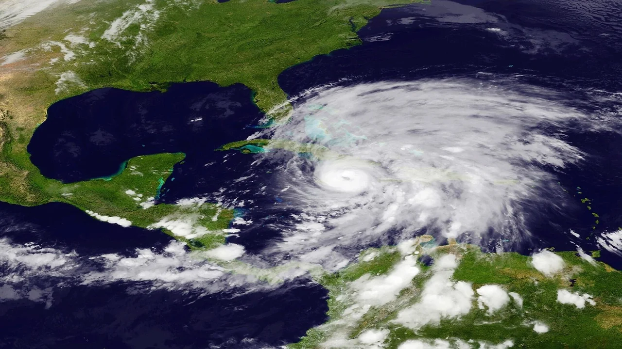 Florida Avoids Hurricane Landfalls in 2025, but Experts Warn It’s No Long-Term Trend