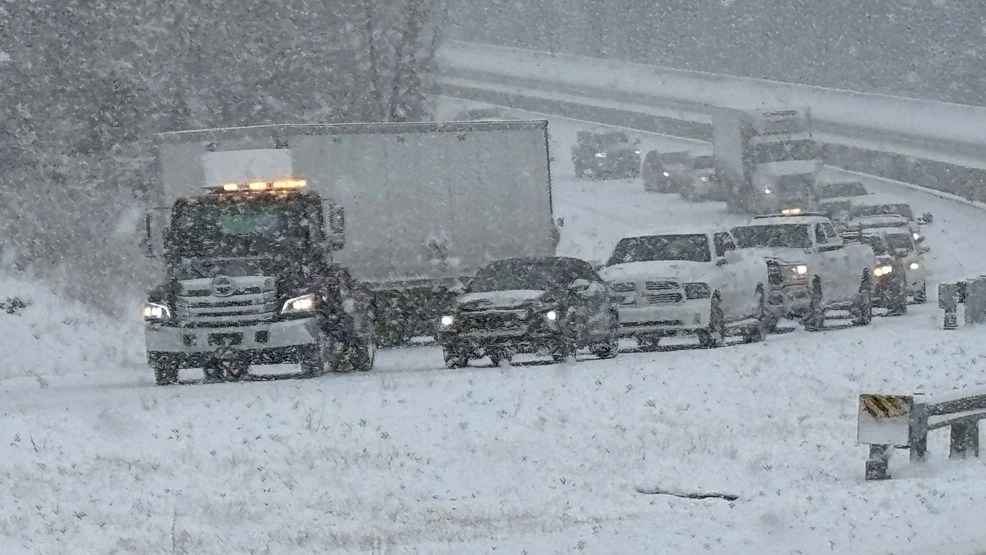 Multiple crashes cleared, I-79 reopens in Kanawha County