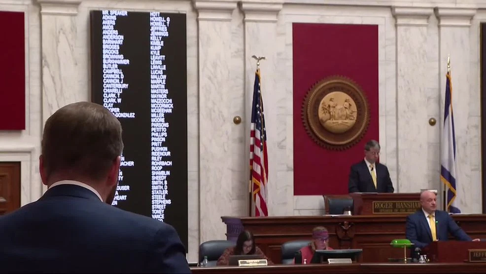 Senate Delays Emergency School Funding Bill, Citing No Immediate Fiscal Crisis