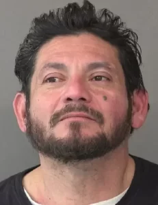 Warsaw man charged on confinement, battery charges