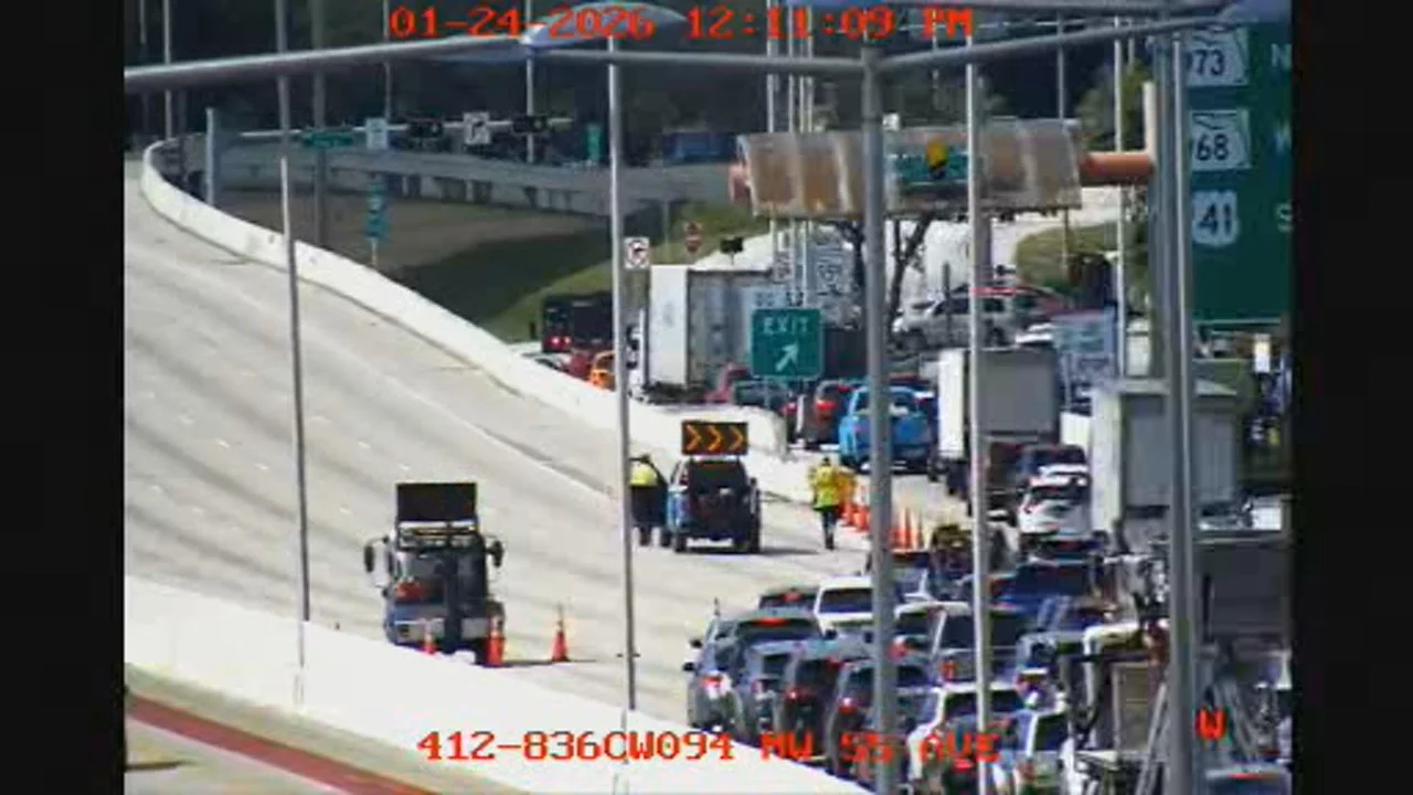 Man killed in crash on Dolphin Expressway; traffic resumes after major disruption