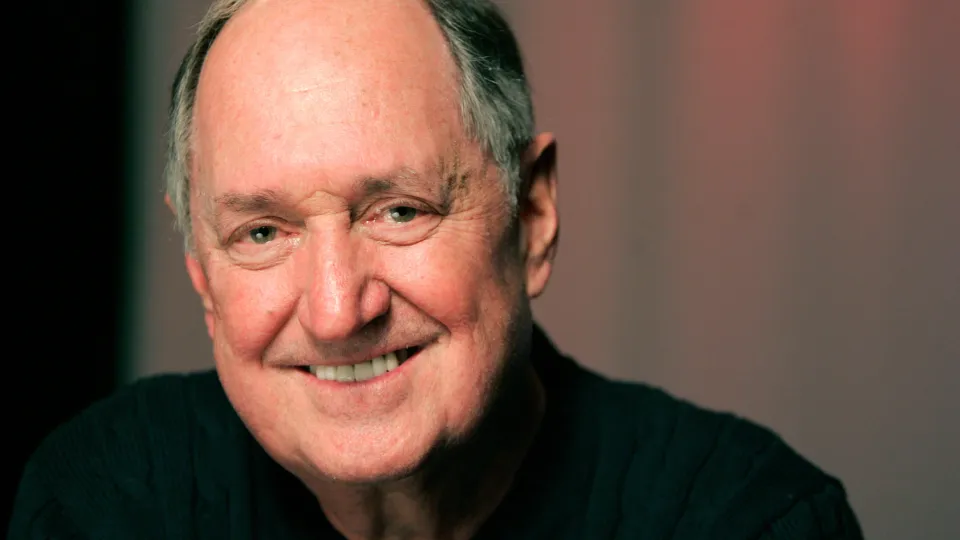Neil Sedaka, Hitmaking Singer-Songwriter of the ’60s and ’70s, Dies at 86