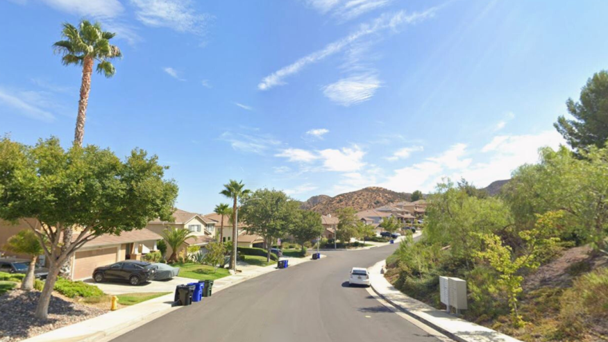 19-year-old arrested in fatal stabbing of stepfather in Castaic