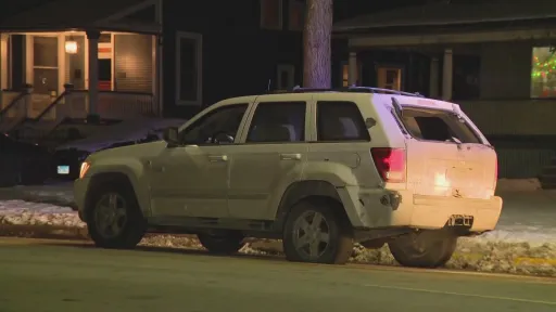 Child injured by gunfire while riding in car on Chicago’s Far West Side