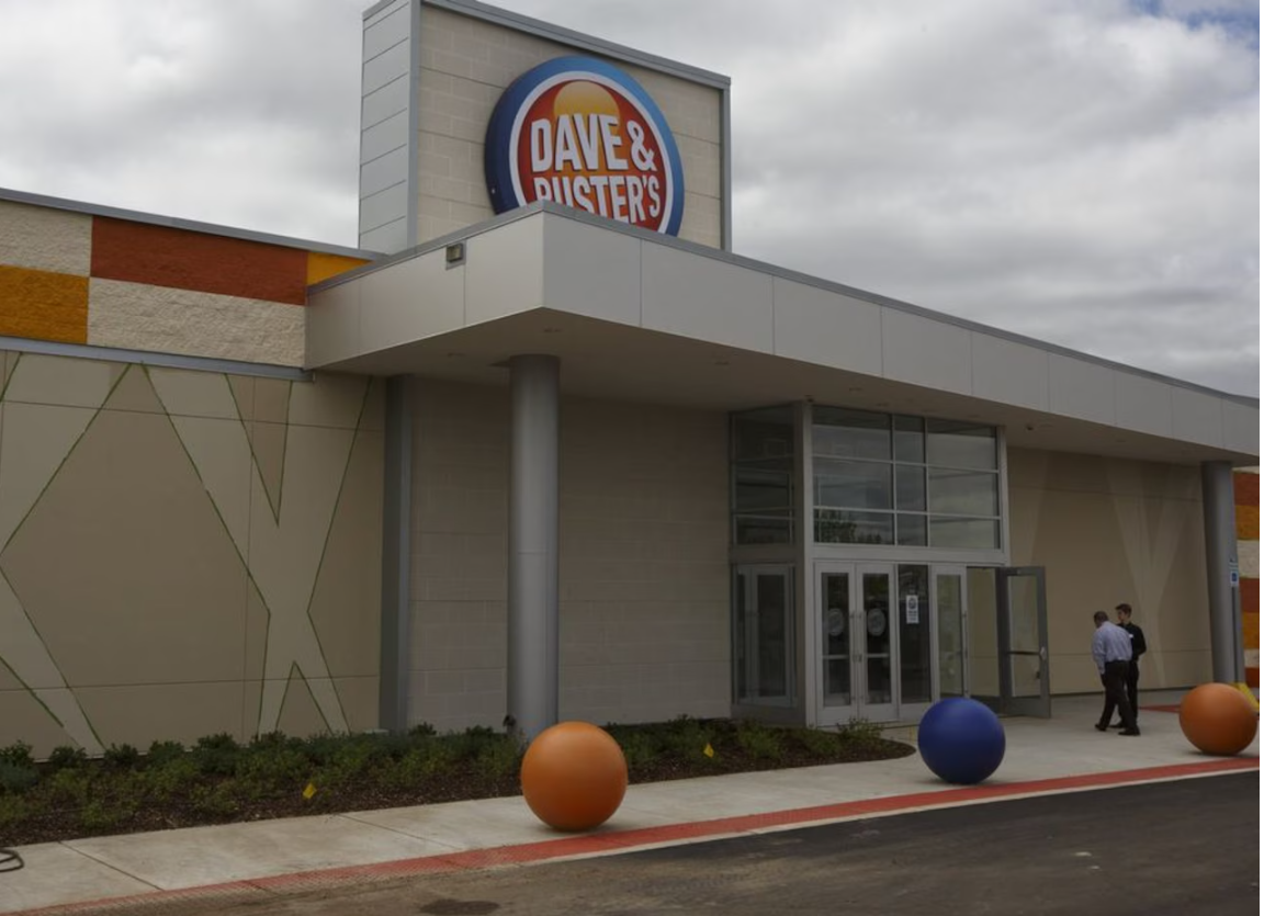 Juvenile injured in shooting at Dave & Buster’s in Kentwood, police say