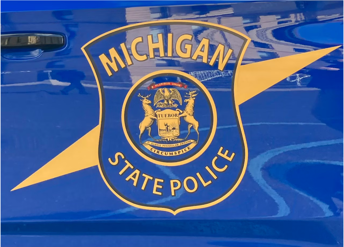 23-year-old driver dies after crashing into tow truck on I-96 in Detroit