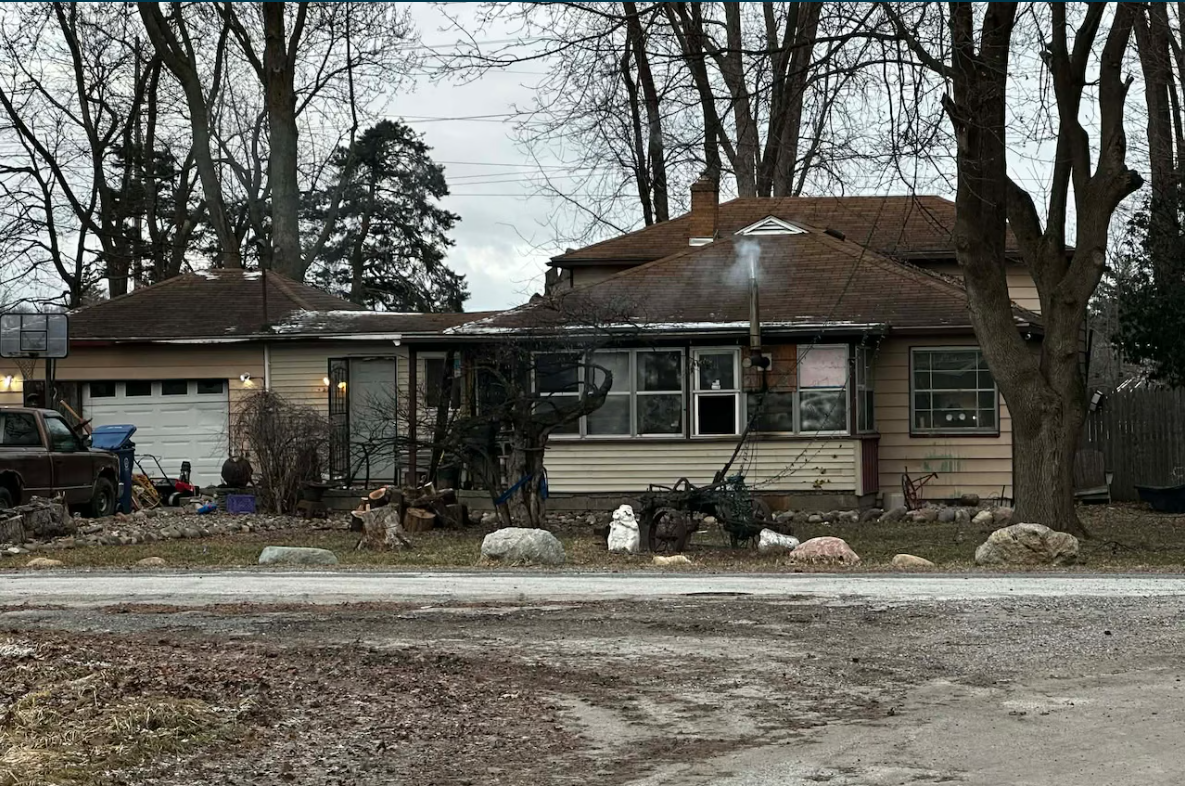 Man accused of killing ex-girlfriend’s dogs, sending graphic image before arrest