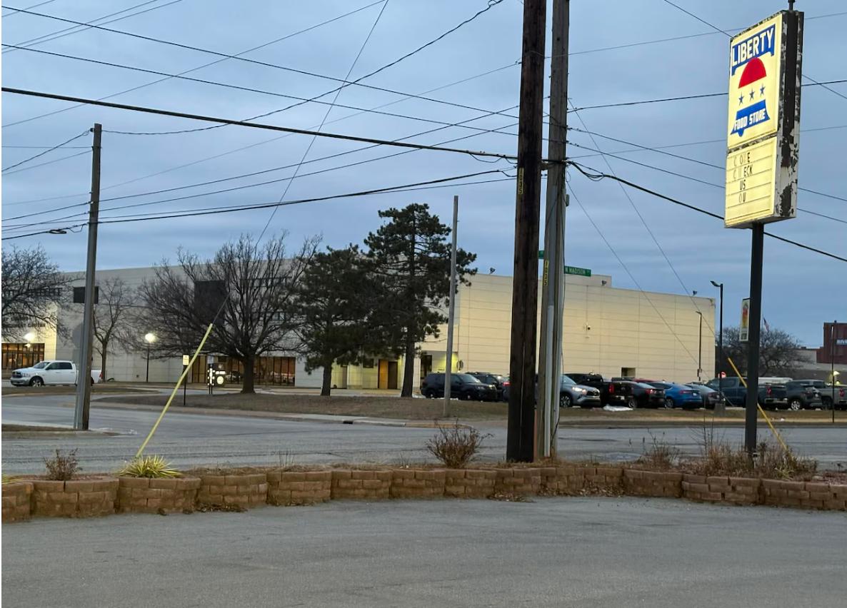 Teens accused of robbing Bay City store near police station