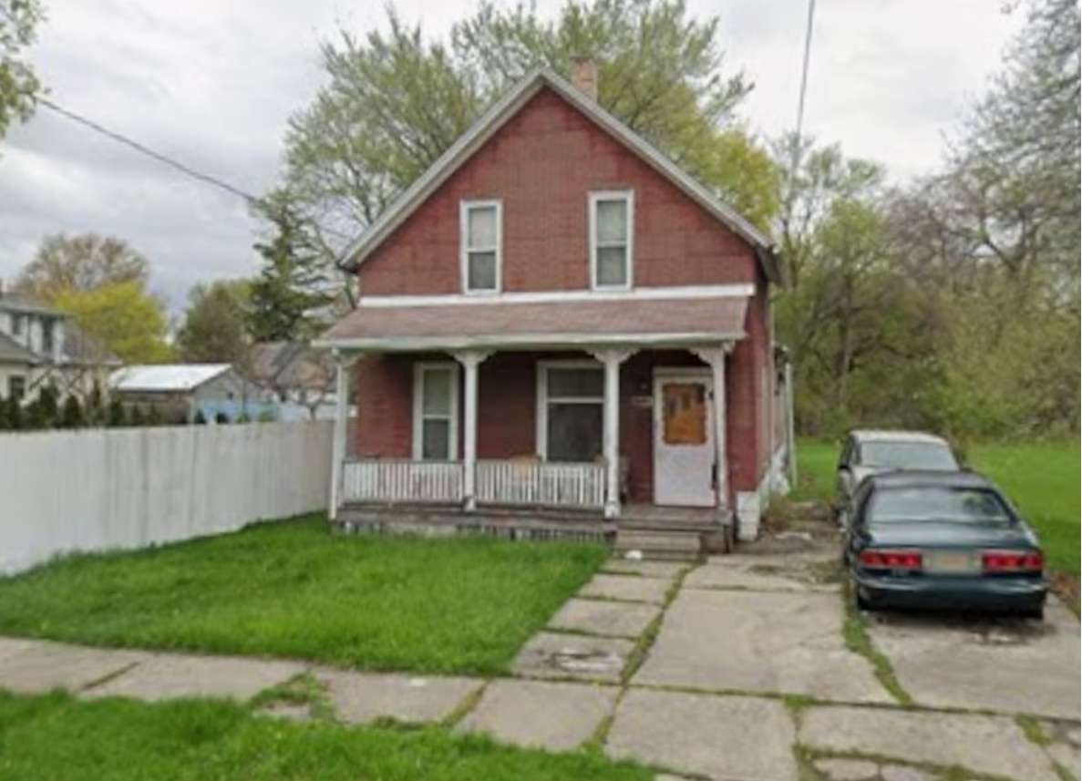 Saginaw Man Faces Federal Charges for Meth Trafficking From Home and Stash House