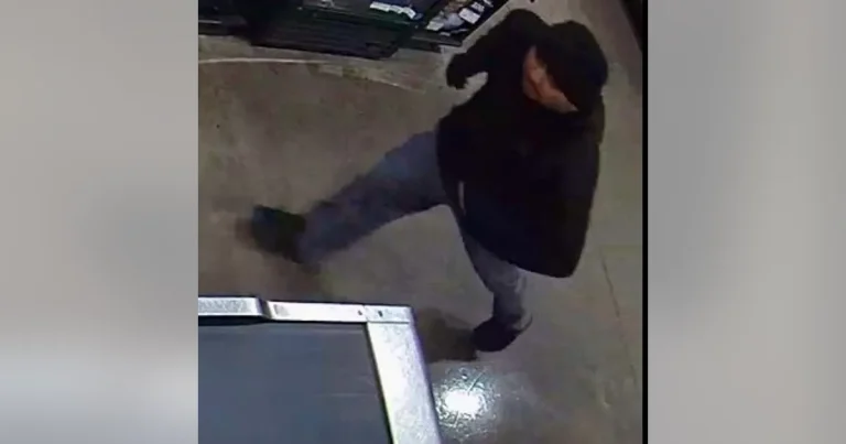 Suspect surrenders in fatal stabbing at grocery store in Garland