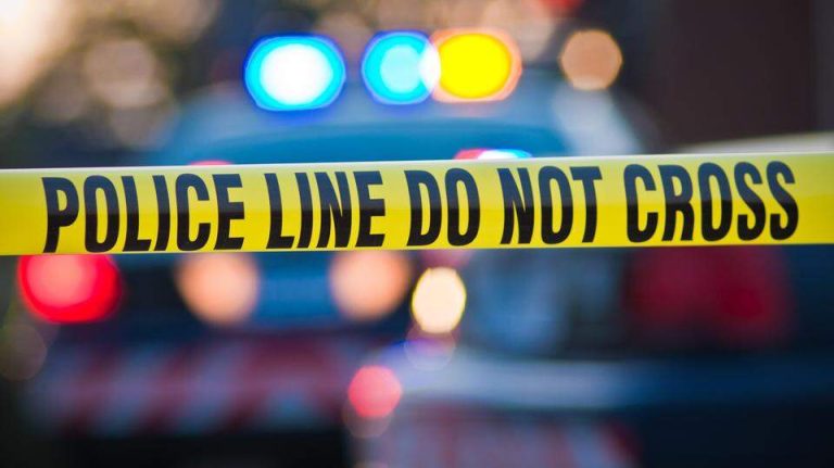 1 Dead, 2 Injured in Wolfe County Crash After Vehicle Crosses Center Line