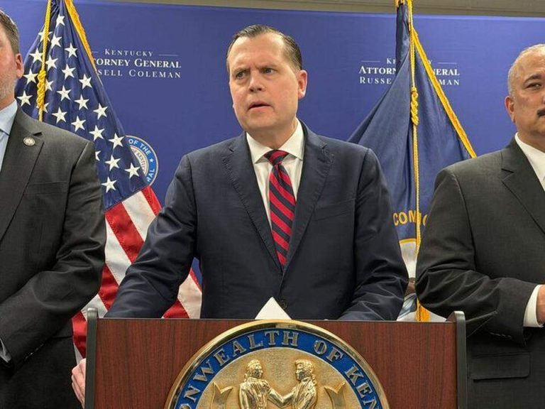 Kentucky Mayor Seeks Venue Change in Campaign Finance Case, Cites Bahamas Trip During Donations