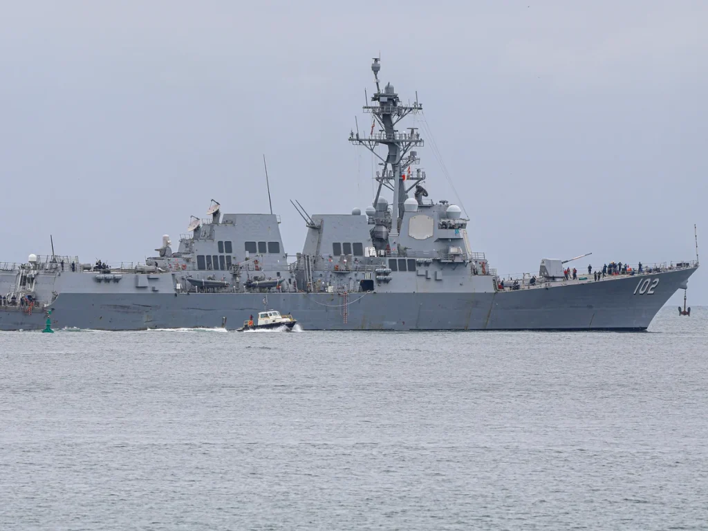 U.S. Military Strikes Suspected Drug Boats in Eastern Pacific, 5 Dead and 1 Survivor