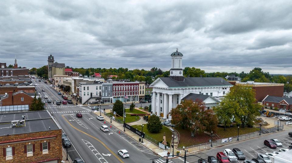 Kentucky Woman in 35-Year-Old Infant Death Case Released on Bond as Forensic Evidence Questioned